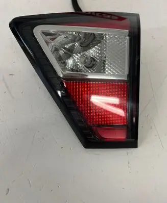 Ford Kuga II Tailgate rear/tail lights L90102395