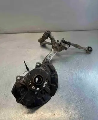Audi A4 S4 B6 8E 8H Front wheel hub spindle knuckle 8e0258e