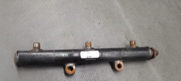 Citroen C5 Fuel main line pipe 4R8Q-9D280-AC