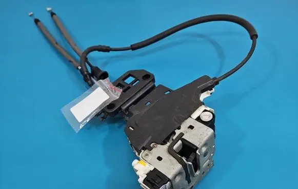 Jeep Cherokee Rear door lock P04589915AD IMPRK1560802