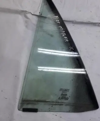 Rear vent window glass