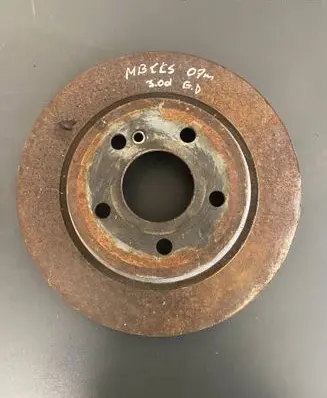 Mercedes-Benz CLS C219 Rear brake disc A0004230912