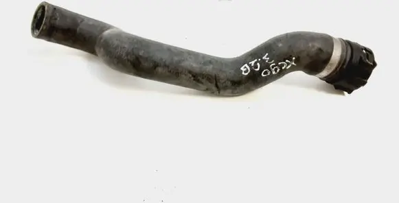 Volvo XC90 Engine coolant pipe/hose 30741048
