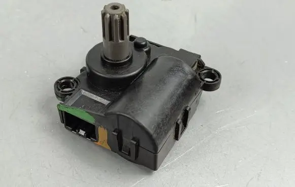 KIA Sorento Air flap motor/actuator D332JY9AA05