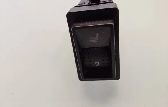Skoda Superb B5 (3U) Seat heating switch 3U0963563