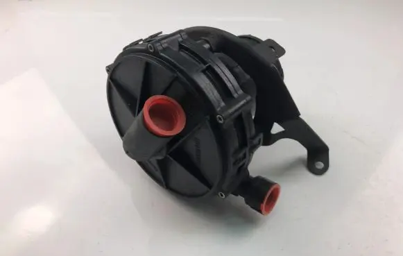 BMW X5 E53 Secondary air pump 72216665