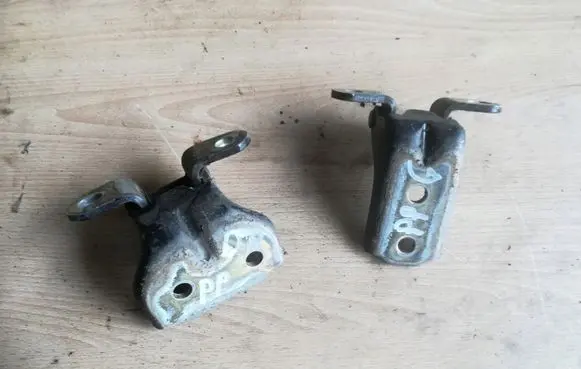 Hyundai Getz Front door hinges set 