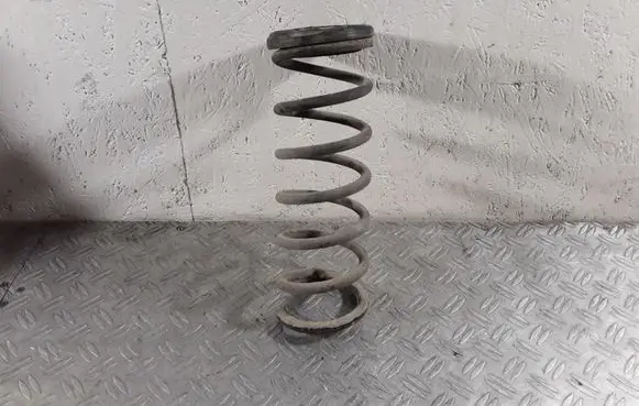 Mazda 3 II Front coil spring