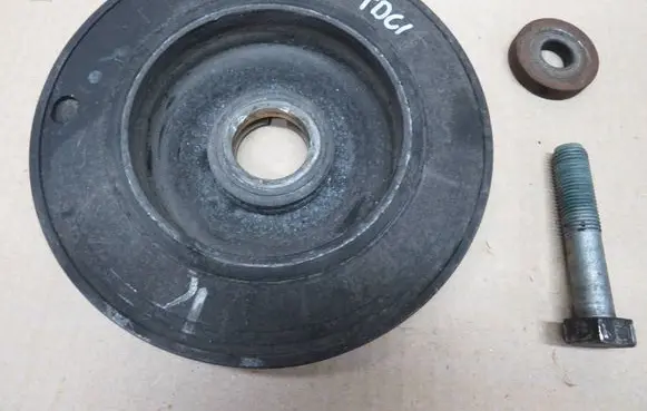Ford S-MAX Crankshaft pulley 9801356180