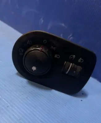 Seat Leon (1P) Light switch 1P1941431B