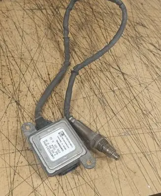 Mercedes-Benz E W213 Lambda probe sensor A0009050108