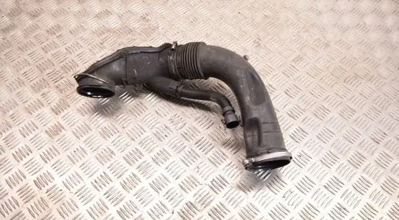 BMW 3 E90 E91 Turbo air intake inlet pipe/hose 8512381