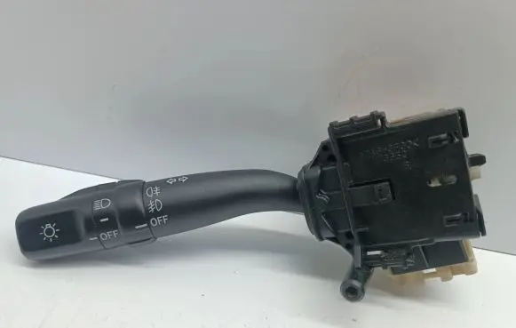 Toyota Avensis T250 Indicator stalk 8414005110 173650