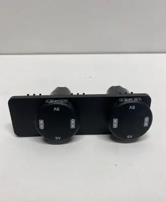 Jaguar F-Pace USB socket connector FK7219010AB