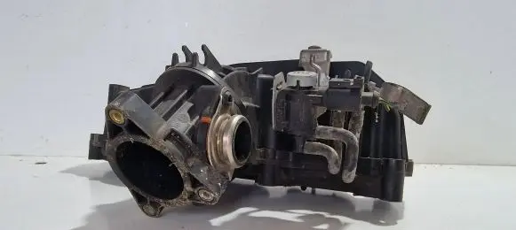 Volkswagen Tiguan Intake manifold 03L129711