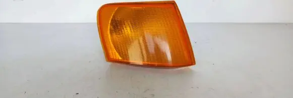 Ford Escort Front indicator light 22302000