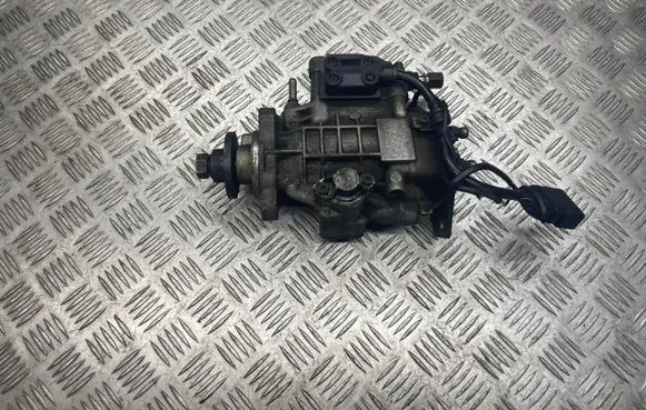 Volkswagen Golf IV Fuel injection high pressure pump 0460404977 767989424