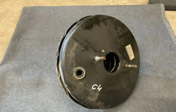 Citroen C4 I Brake booster 9680836880 0204C51592