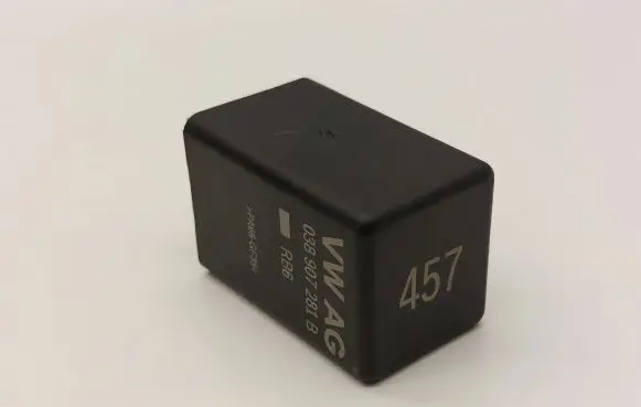 Glow plug pre-heat relay