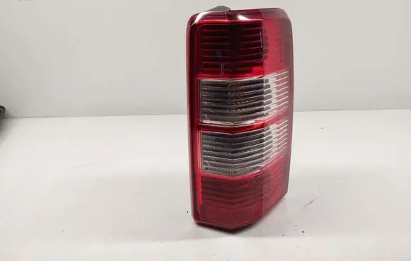 Dodge Nitro Rear/tail lights 06282007