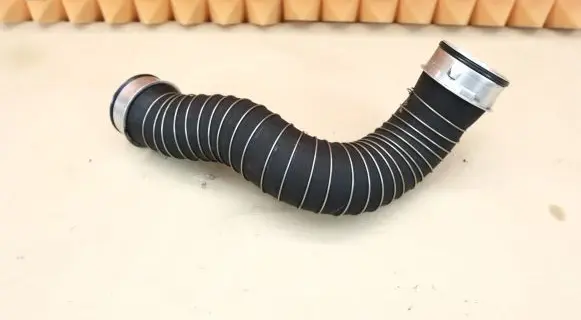 Mercedes-Benz CLK A209 C209 Intercooler hose/pipe 2095280782