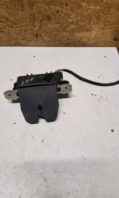 Opel Zafira B Tailgate/trunk/boot lock/catch/latch 13117285 5058724