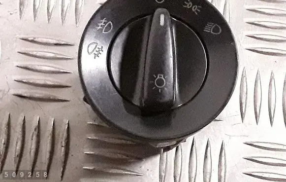 Light switch