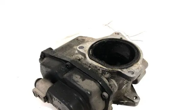 Audi A4 S4 B8 8K EGR valve VASV29007935
