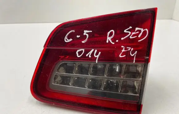 Citroen C5 Tailgate rear/tail lights 9675067680