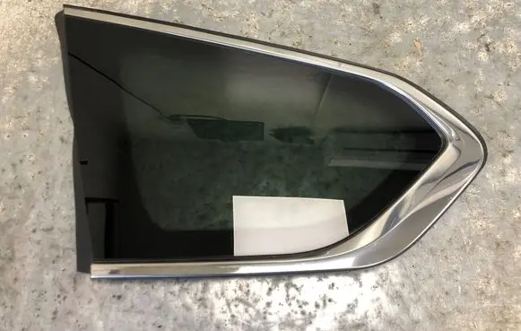 Hyundai Santa Fe Rear side window 87810-S1000