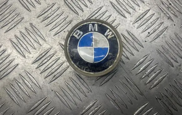BMW 5 E39 Original wheel cap 6768640