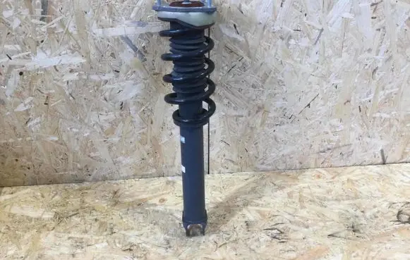 Porsche 911 991 Front shock absorber mounting bracket 99133305309