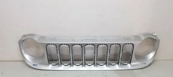 Jeep Renegade Front bumper upper radiator grill 735587825