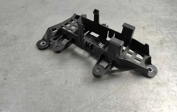 Mercedes-Benz CLA C118 X118 Battery bracket a2475451000