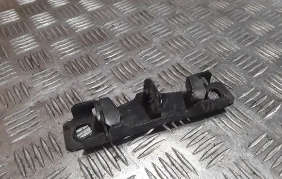 Ford Focus C-MAX Loading door lock loop/hook striker 3M51R404B12AD