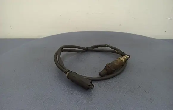 BMW 5 E39 Lambda probe sensor 09330402