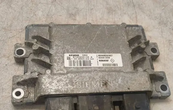 Renault Clio IV Engine control unit/module 8200522357 8200510536 S120200105A