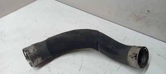 BMW 2 F46 Intercooler hose/pipe 8511338