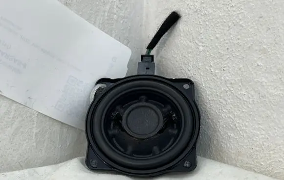 Tesla Model 3 Panel speaker 108845900B