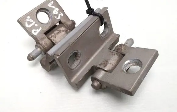 Volvo XC70 Front door hinge set 