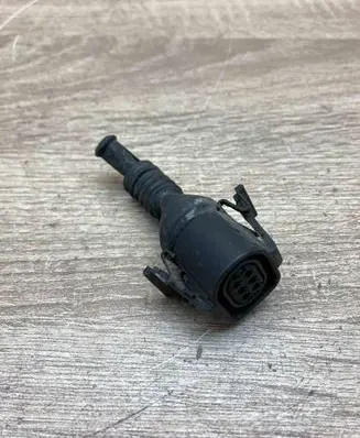 Volkswagen Golf III Plug wire 3A0973713