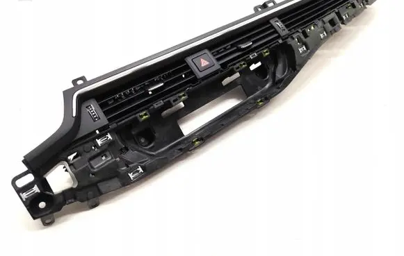 Audi A5 Dash center air vent grill 8W1820902