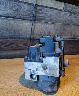 Audi A6 S6 C5 4B ABS Pump