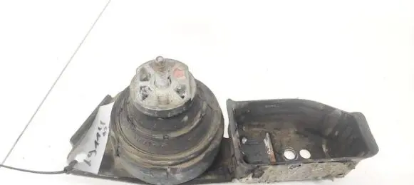 Ford Galaxy Engine mount bracket