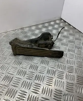 Volkswagen PASSAT B6 Accelerator throttle pedal 1K1721503L
