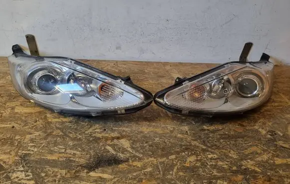 Ford Fiesta Headlight/headlamp A048519 8A6113W029CH 1EL24704506