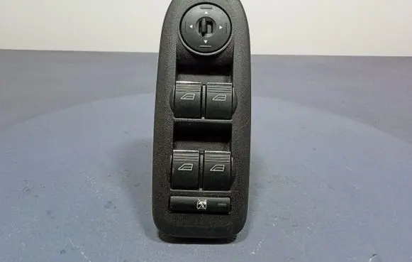 Ford C-MAX I Electric window control switch 8M5T14A132AB