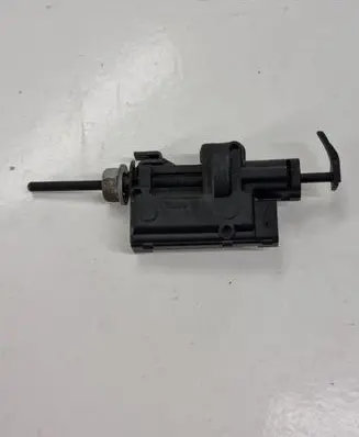 Renault Espace - Grand espace IV Fuel tank cap lock 9677824580