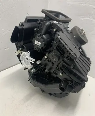 Dacia Sandero Interior heater climate box assembly 271009354R 200537354