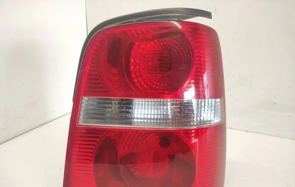 Volkswagen Touran I Rear/tail lights 1T0945258A